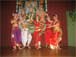 Индийские  танцы  на  празднике Рама-Навами (4.04.2004)
